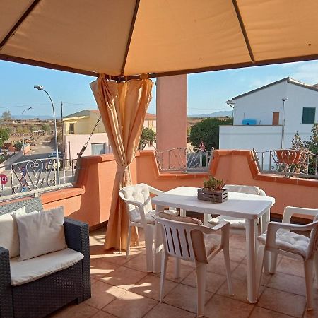Casa Vacanza Le 2 Isole Suni Εξωτερικό φωτογραφία