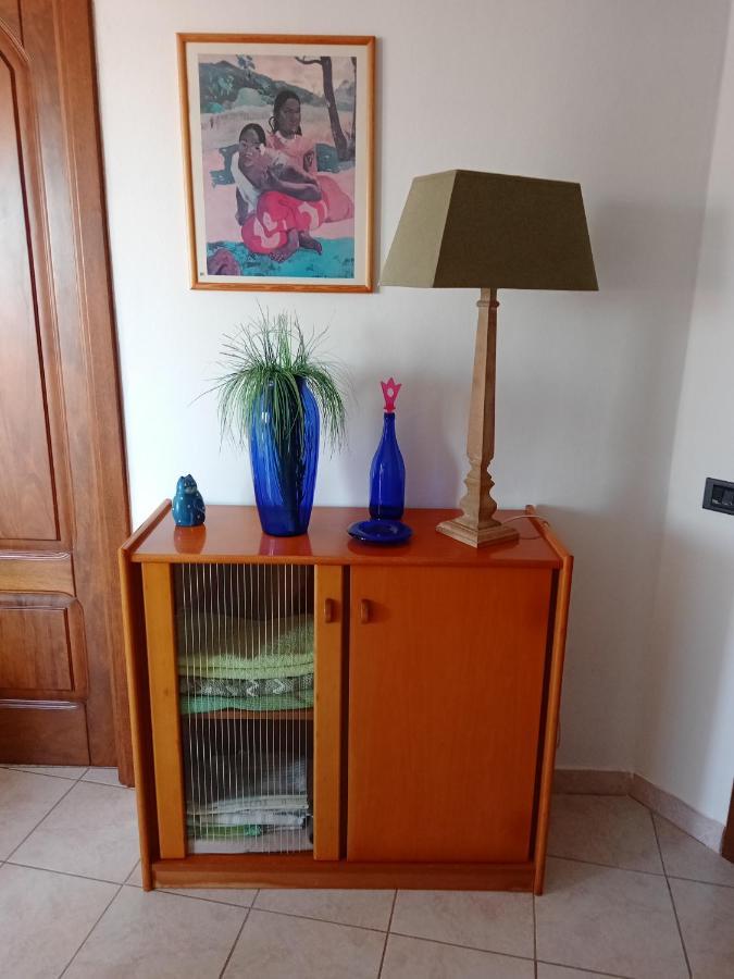 Casa Vacanza Le 2 Isole Suni Εξωτερικό φωτογραφία