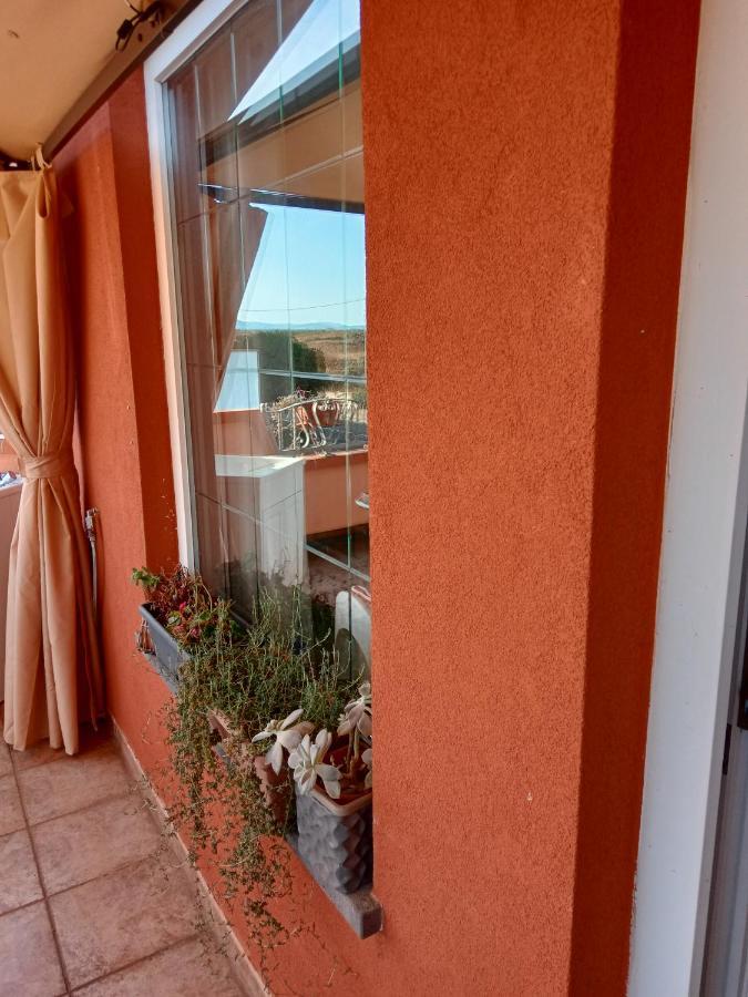 Casa Vacanza Le 2 Isole Suni Εξωτερικό φωτογραφία